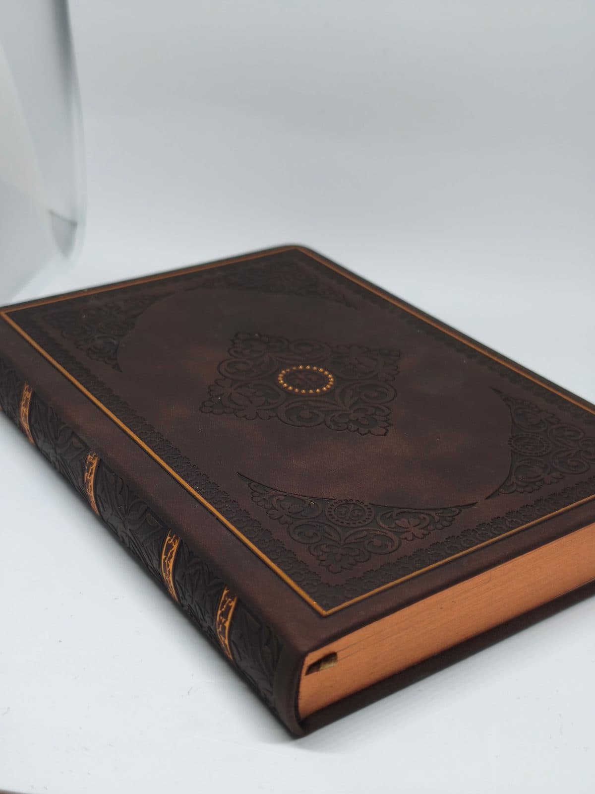 Mistik Kabartmalı Kahverengi Çizgili Defter